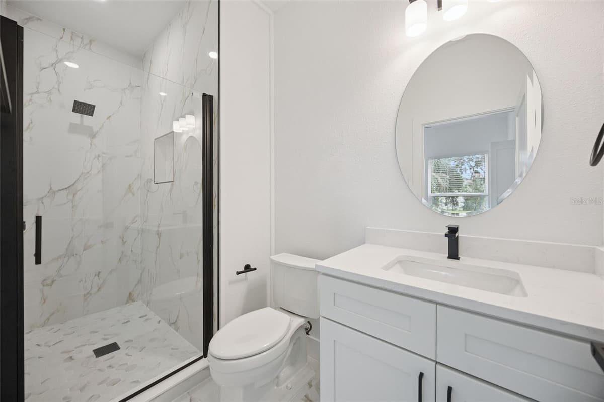 521 HERRIOTT AVENUE — photo 19 of 37