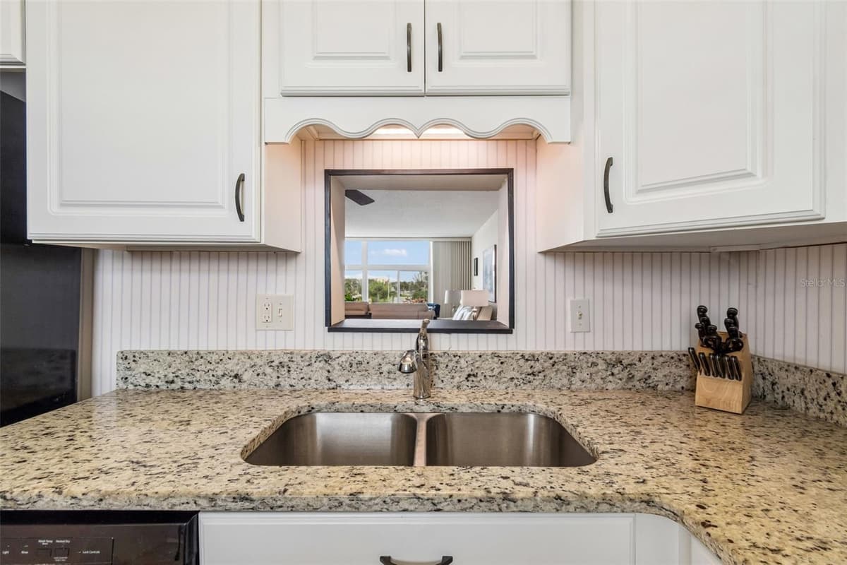 7465 BAY ISLAND DRIVE — photo 6 of 25