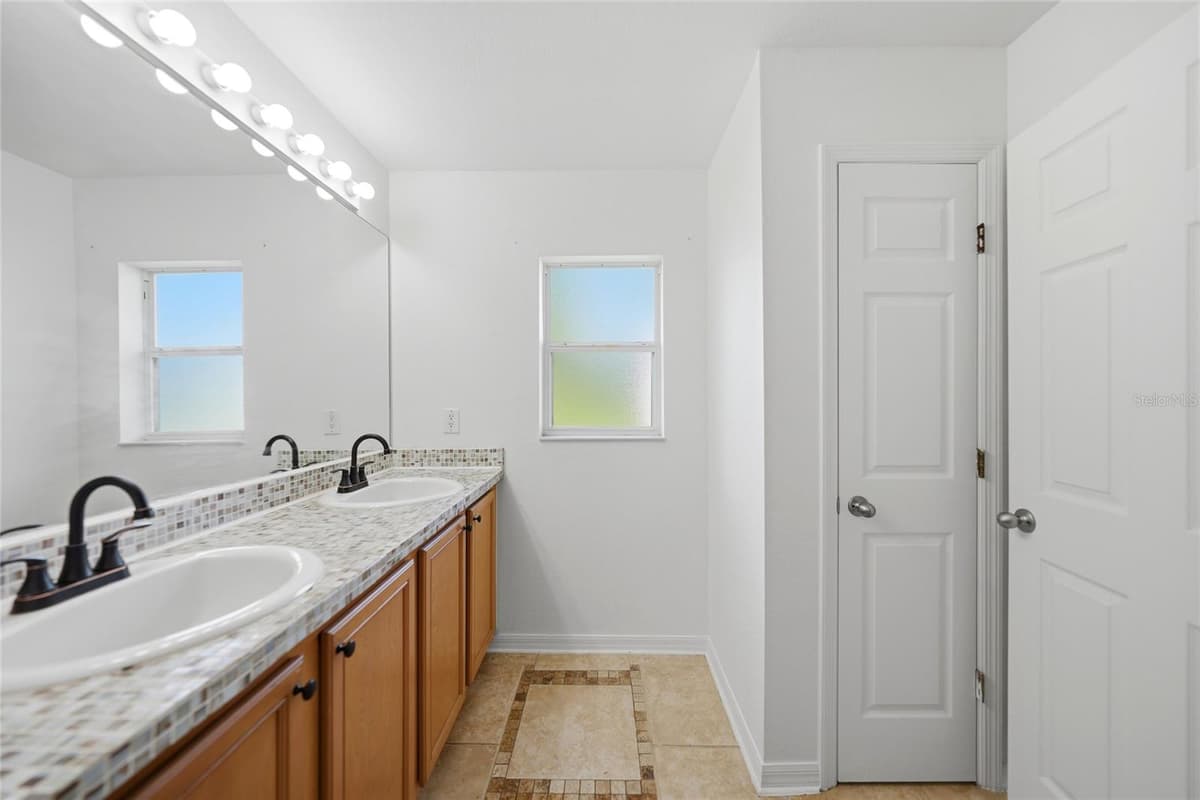 1471 PRAIRIE TERRACE — photo 14 of 35