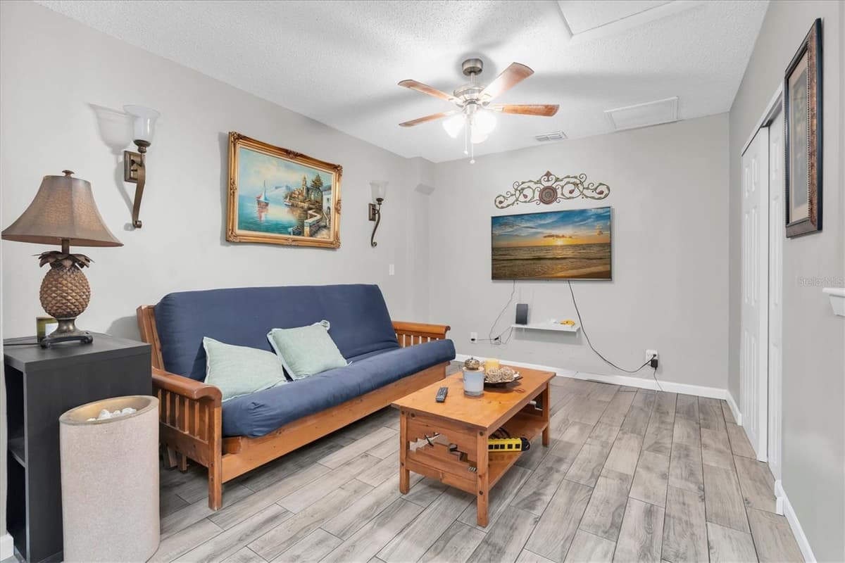 707 LEMONWOOD DRIVE — photo 17 of 34
