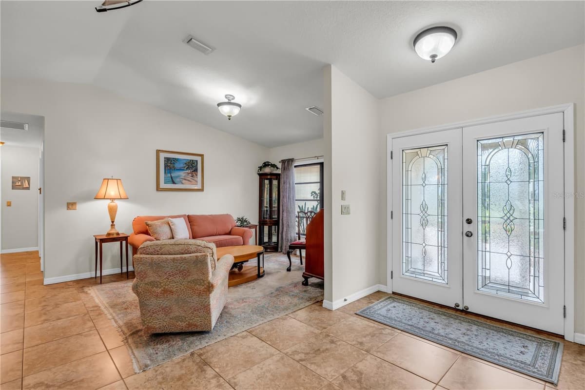 19217 ABHENRY CIRCLE — photo 6 of 56
