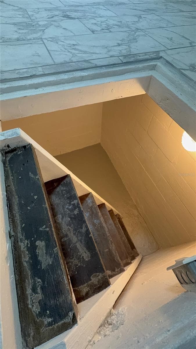 2218 AVENUE B — photo 16 of 23