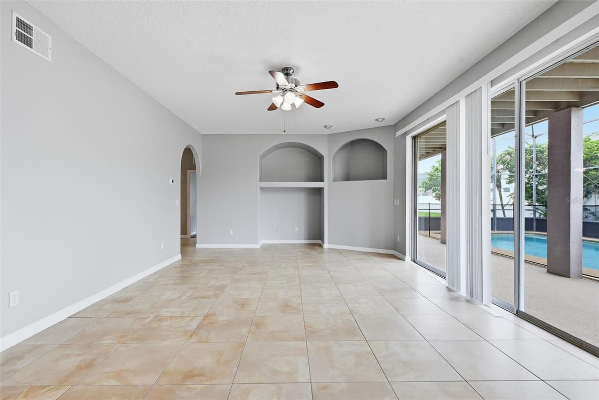 4317 HICKORY STONE CIRCLE — photo 12 of 47