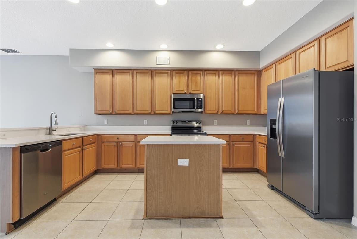 4317 HICKORY STONE CIRCLE — photo 15 of 47