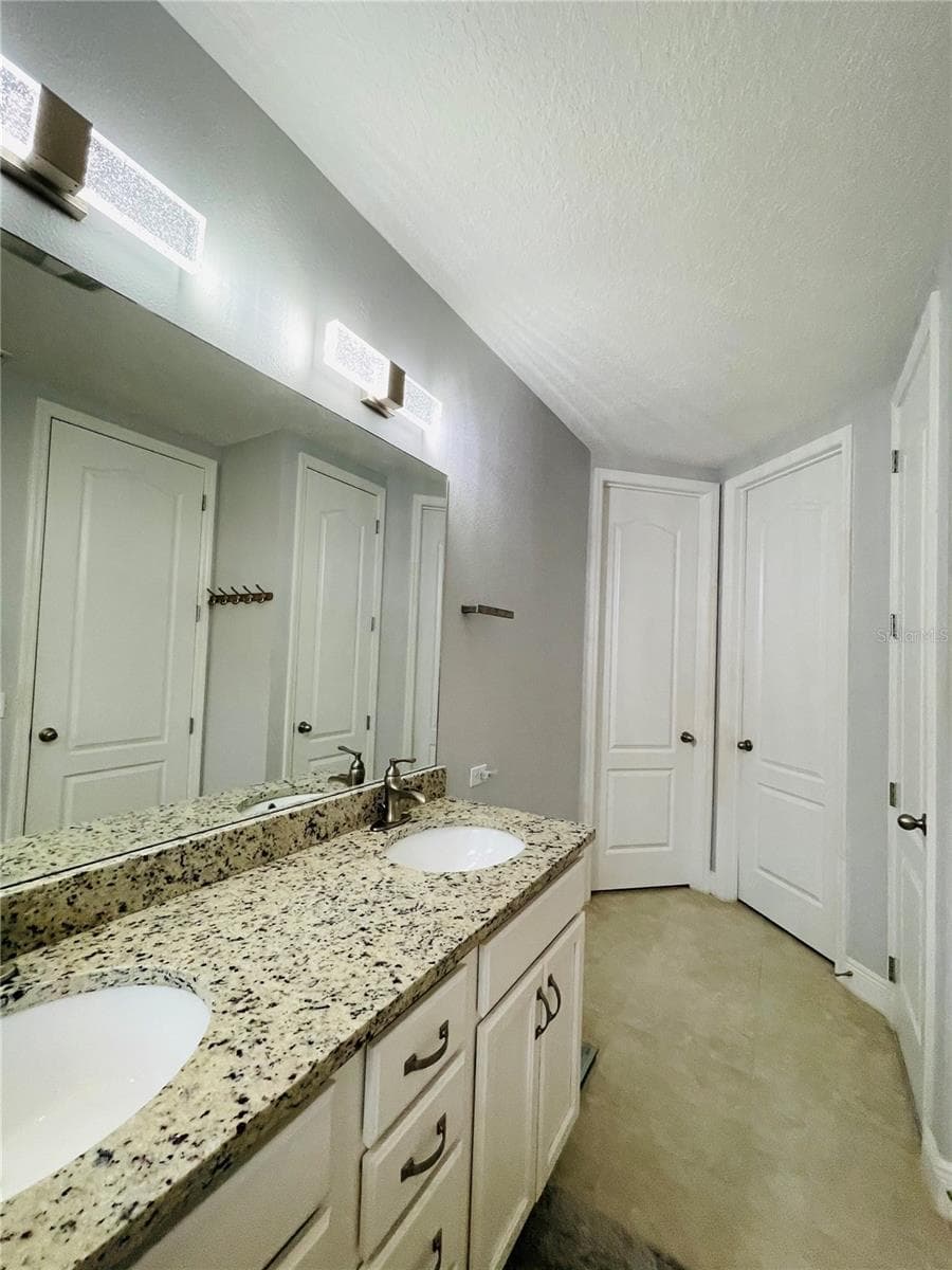 2925 SIESTA VIEW DRIVE — photo 7 of 38