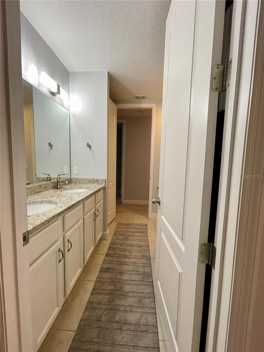 2925 SIESTA VIEW DRIVE — photo 12 of 38