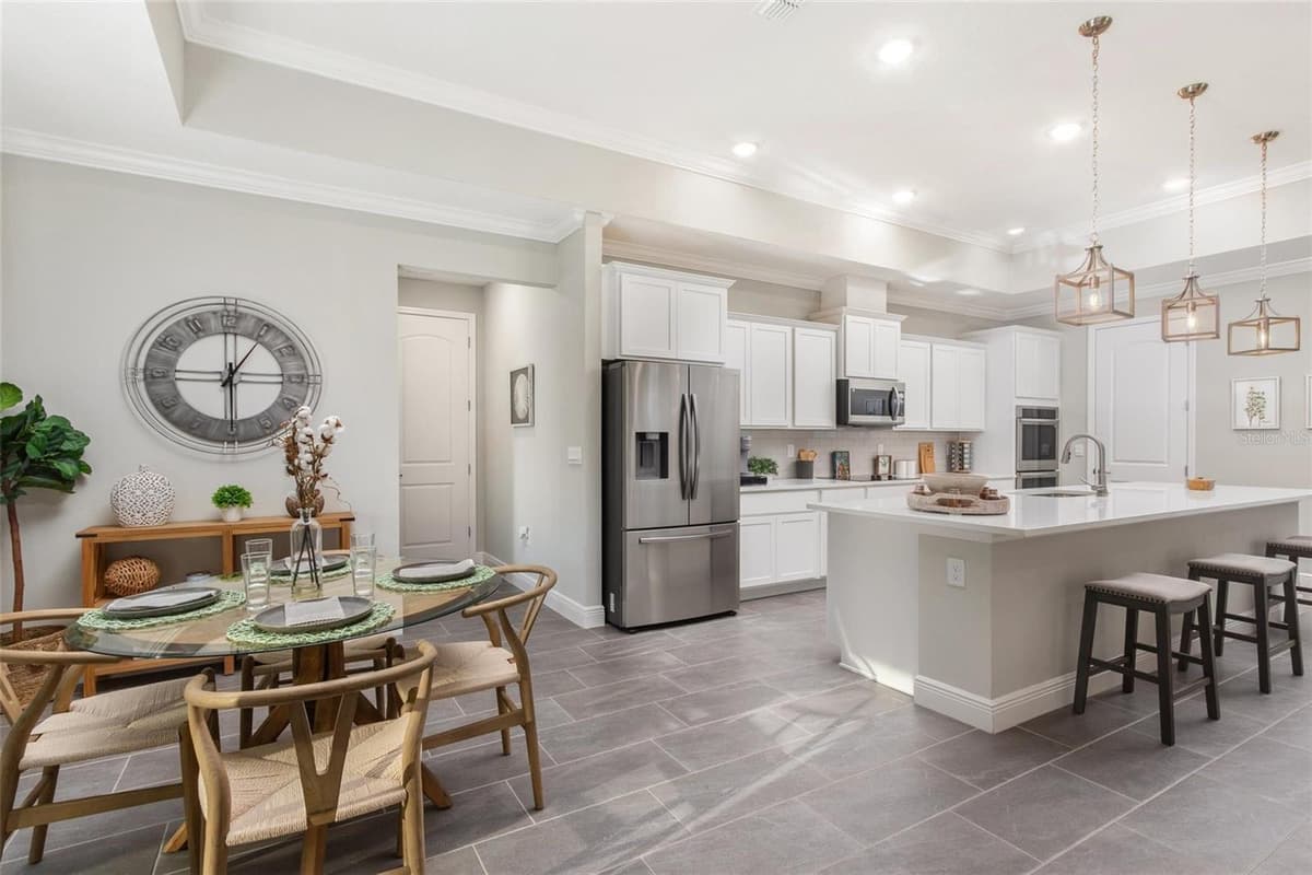 2214 ELEGANT MANOR CIRCLE — photo 11 of 51