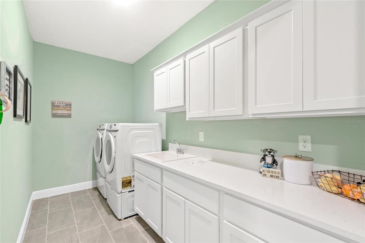 2214 ELEGANT MANOR CIRCLE — photo 29 of 51