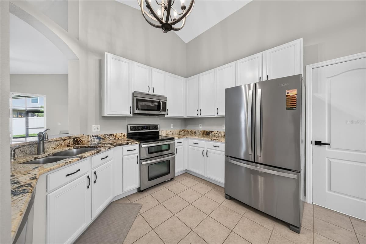 14001 FAIRWINDS COURT — photo 9 of 42