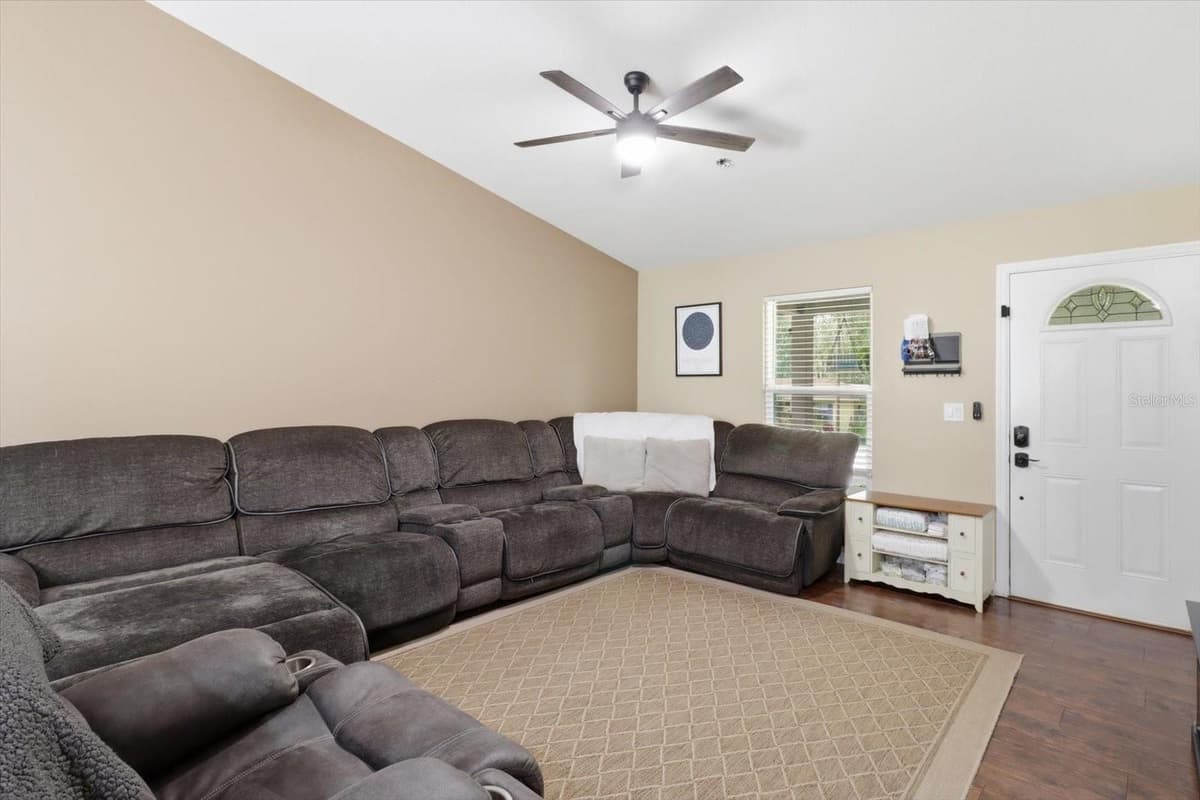 6461 MOBILE STREET — photo 9 of 47
