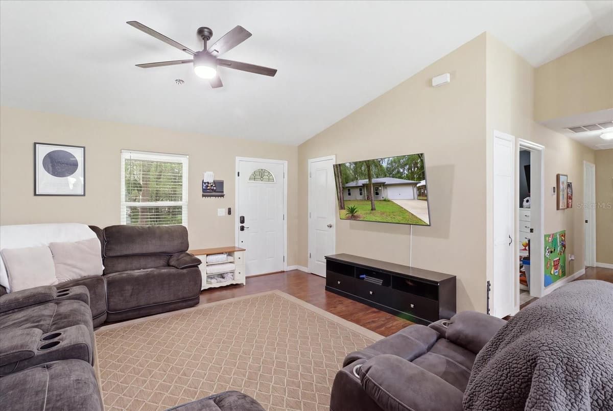 6461 MOBILE STREET — photo 10 of 47