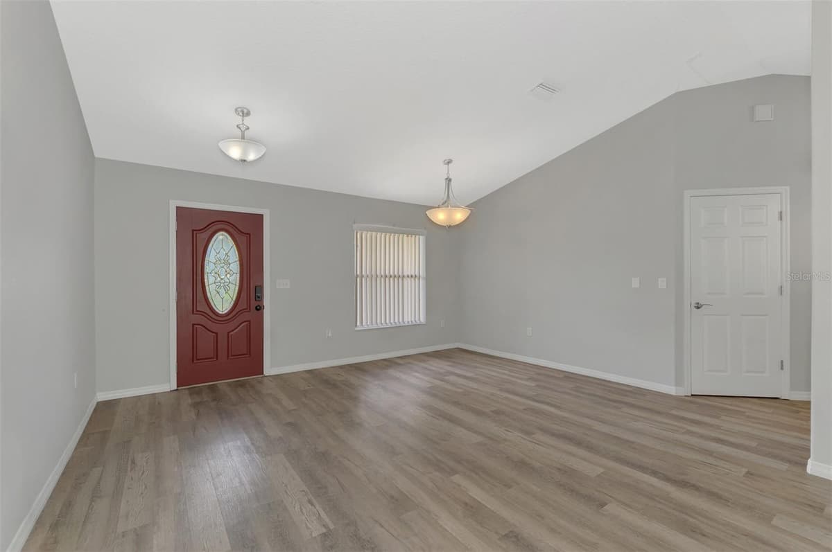 9311 27TH AVENUE — photo 7 of 53