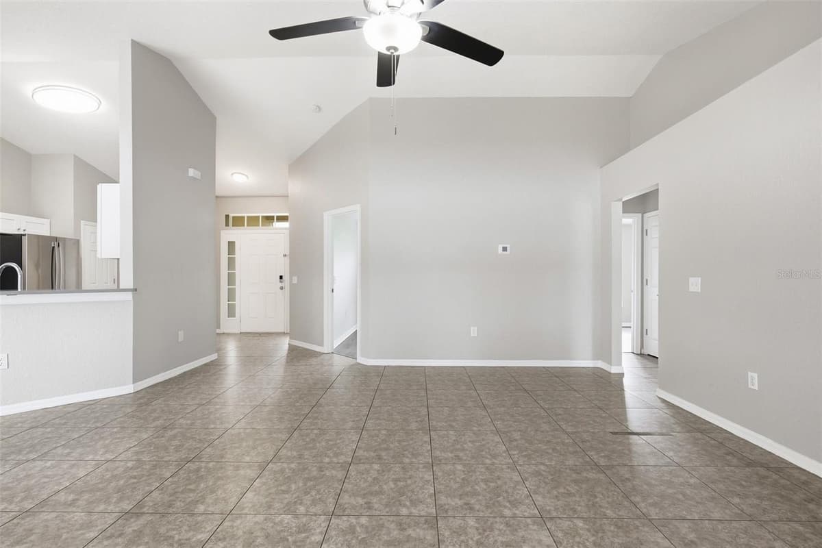 2442 AMBASSADOR AVENUE — photo 5 of 32