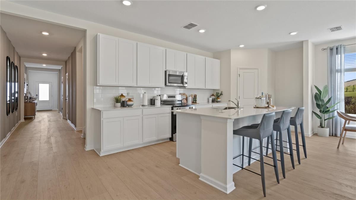 2214 JENNIO DRIVE — photo 4 of 26