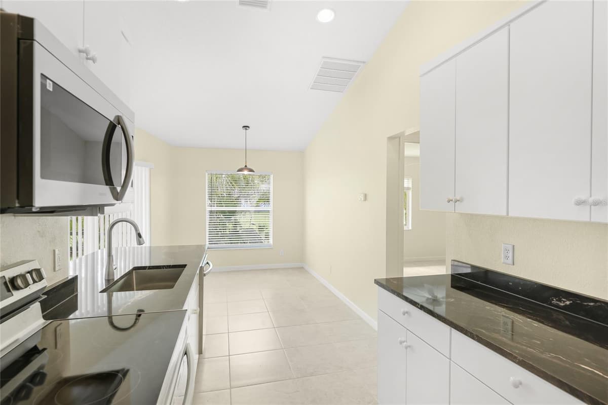 2451 ALTOONA AVENUE — photo 15 of 36