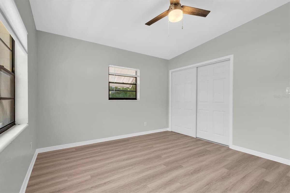 4415 13TH AVENUE — photo 17 of 34