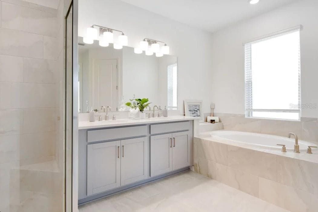 5772 MEADS BAY POND ROAD — photo 4 of 53