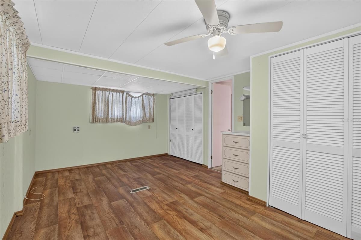 6004 ALPINE DRIVE — photo 35 of 46
