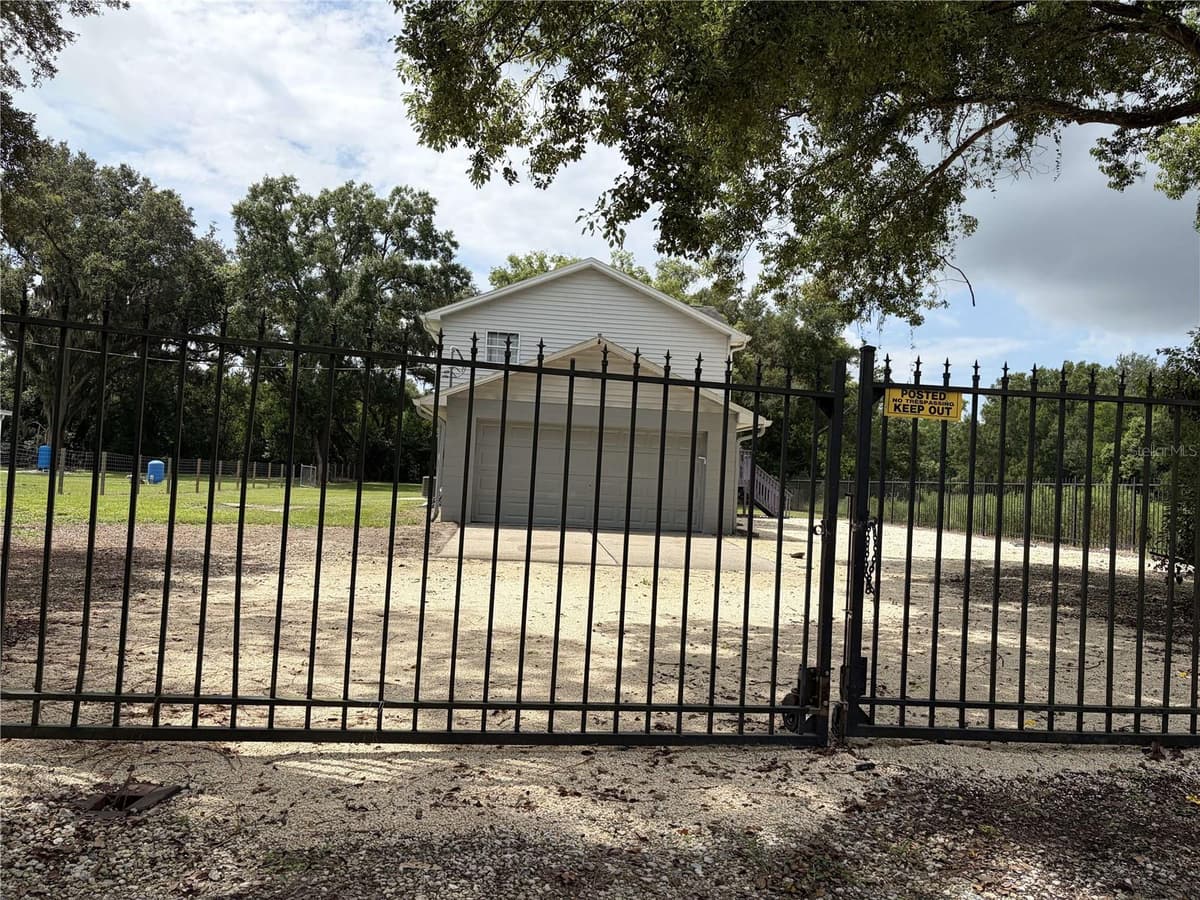 4706 COATS ROAD — photo 4 of 50