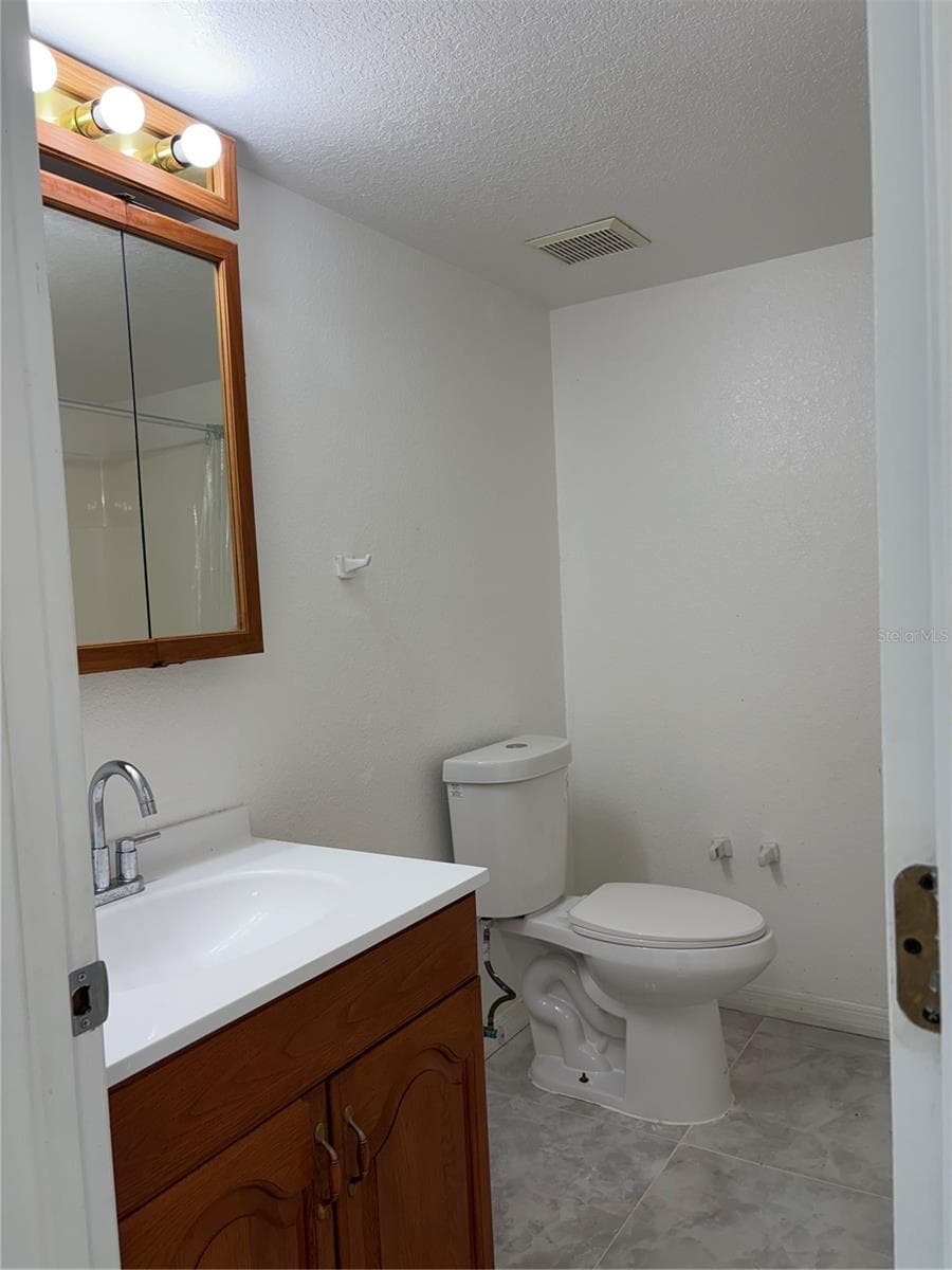 4706 COATS ROAD — photo 17 of 50