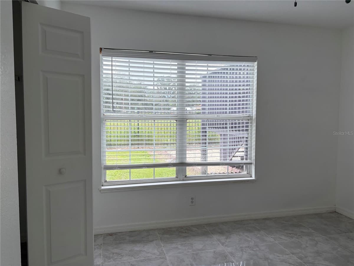 4706 COATS ROAD — photo 12 of 50