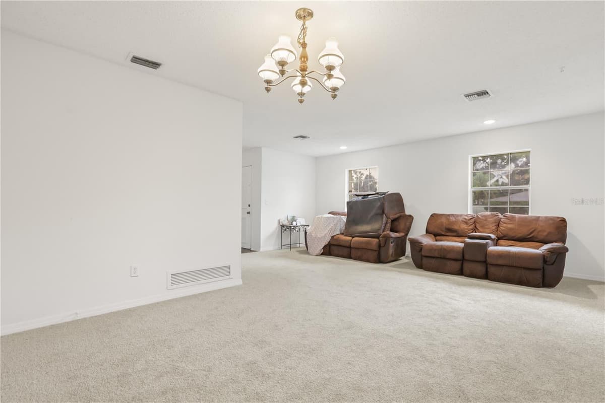 5310 NADINE STREET — photo 3 of 25