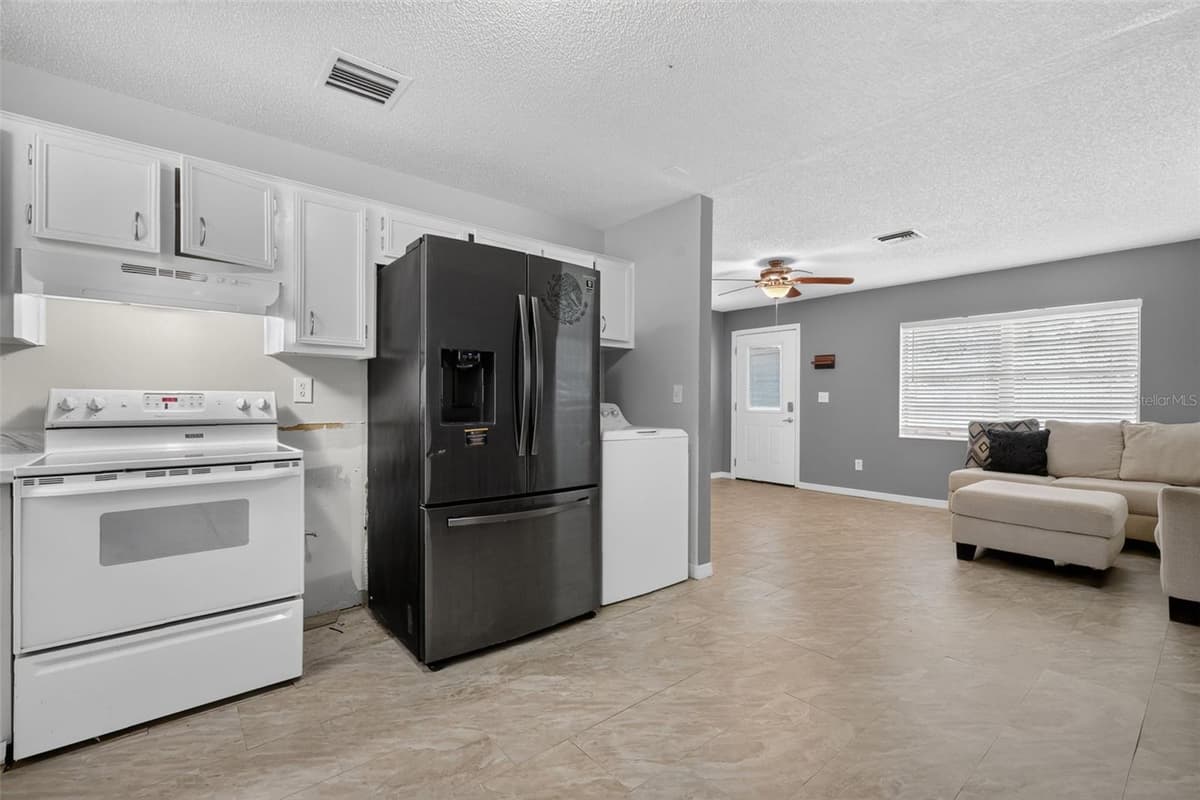 1454 HOWARD STREET — photo 15 of 34