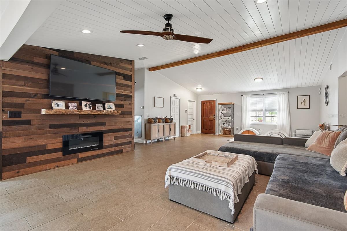 107 BURROUGHS DRIVE — photo 6 of 36