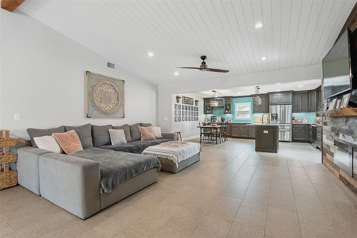 107 BURROUGHS DRIVE — photo 3 of 36