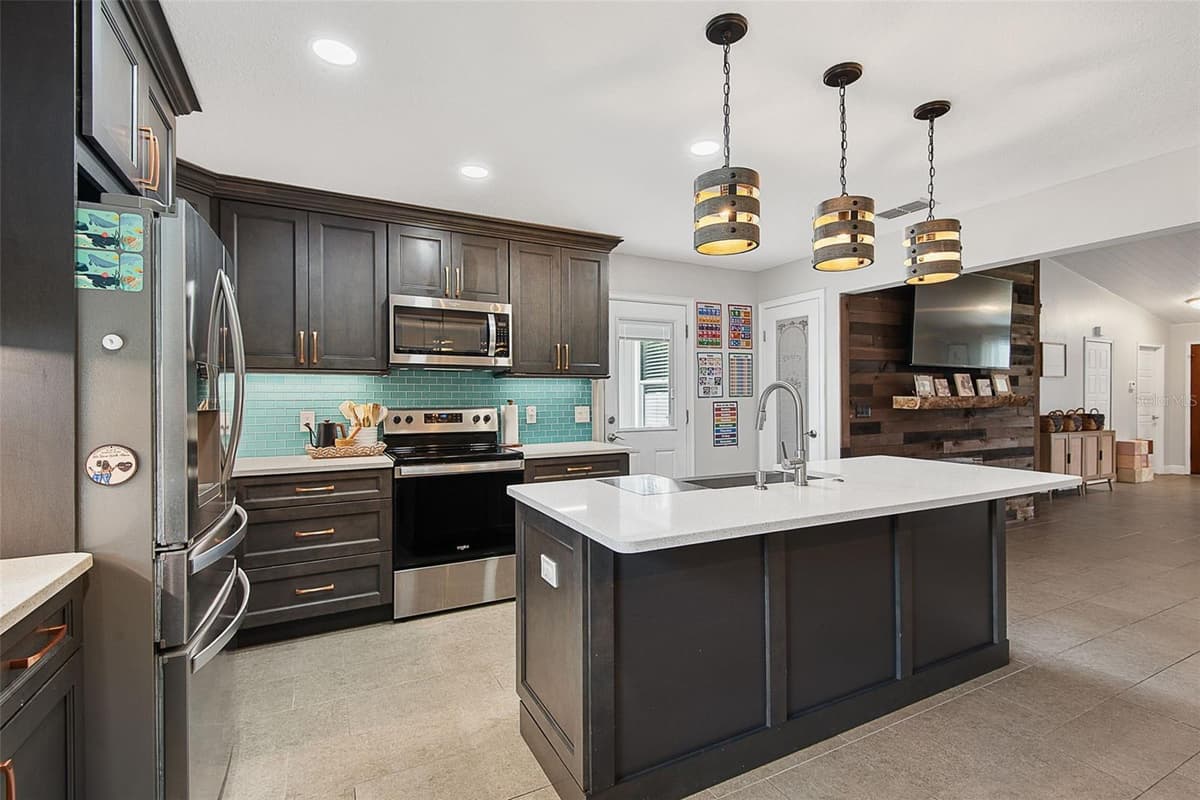 107 BURROUGHS DRIVE — photo 15 of 36