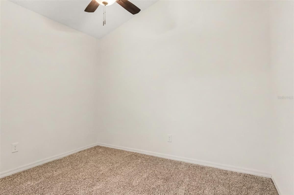 2361 ROANOKE COURT — photo 18 of 33