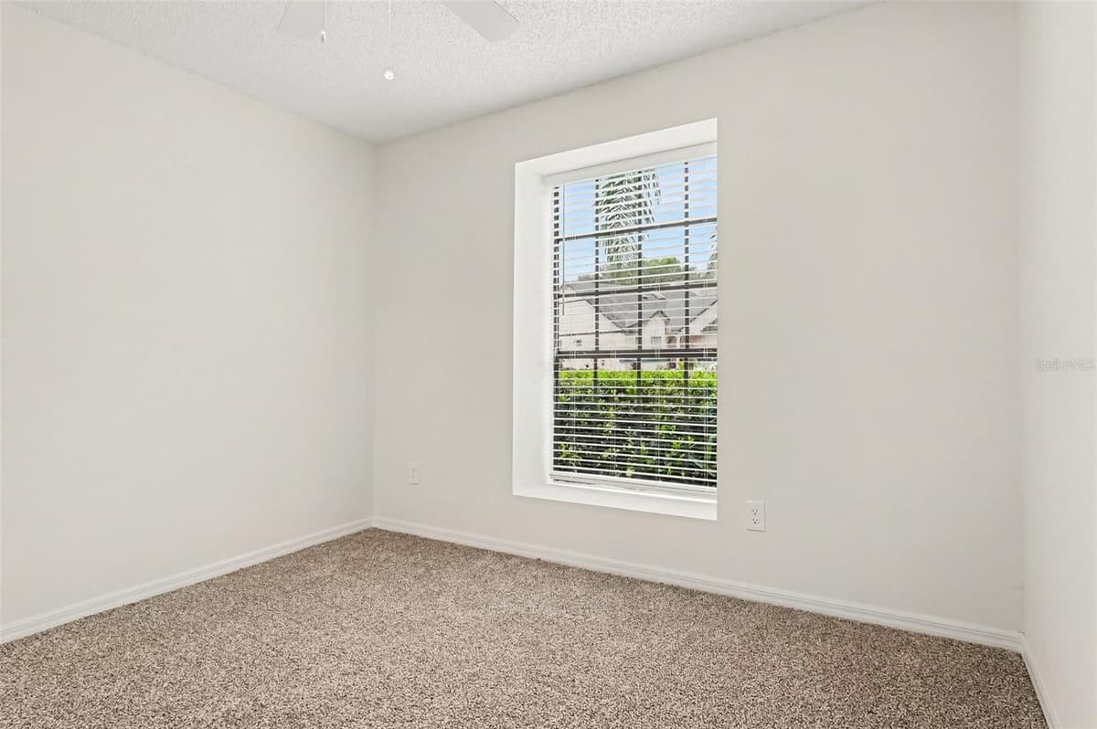 2361 ROANOKE COURT — photo 25 of 33