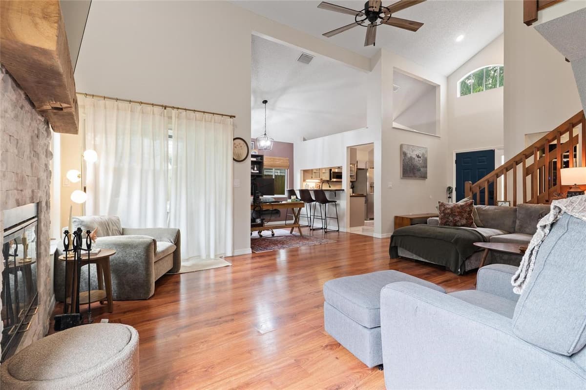 3274 MONTROSE CIRCLE — photo 4 of 25