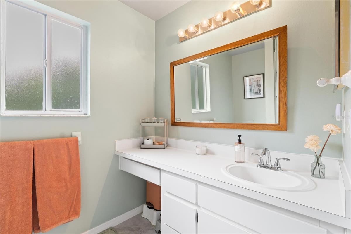 3274 MONTROSE CIRCLE — photo 17 of 25