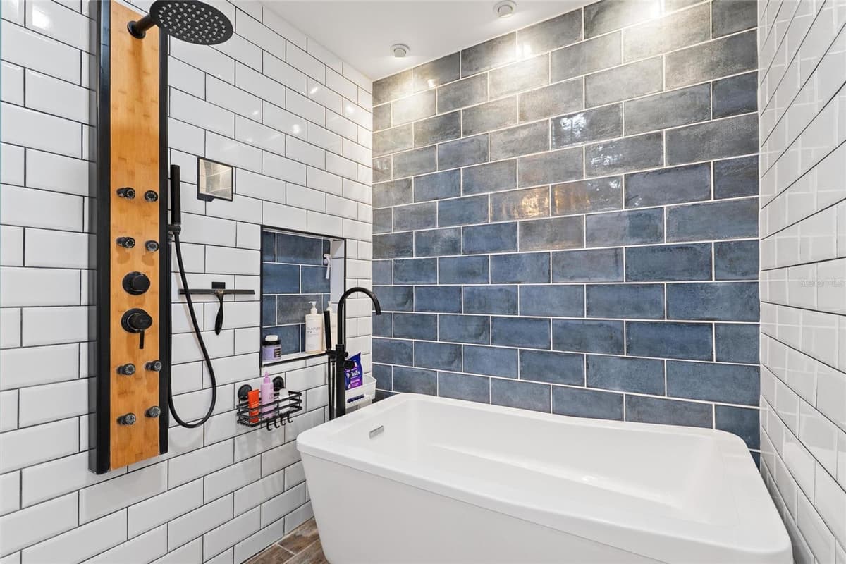 3274 MONTROSE CIRCLE — photo 13 of 25