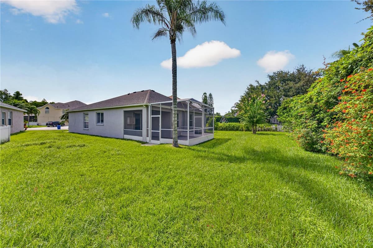 10429 TECOMA DRIVE — photo 33 of 47