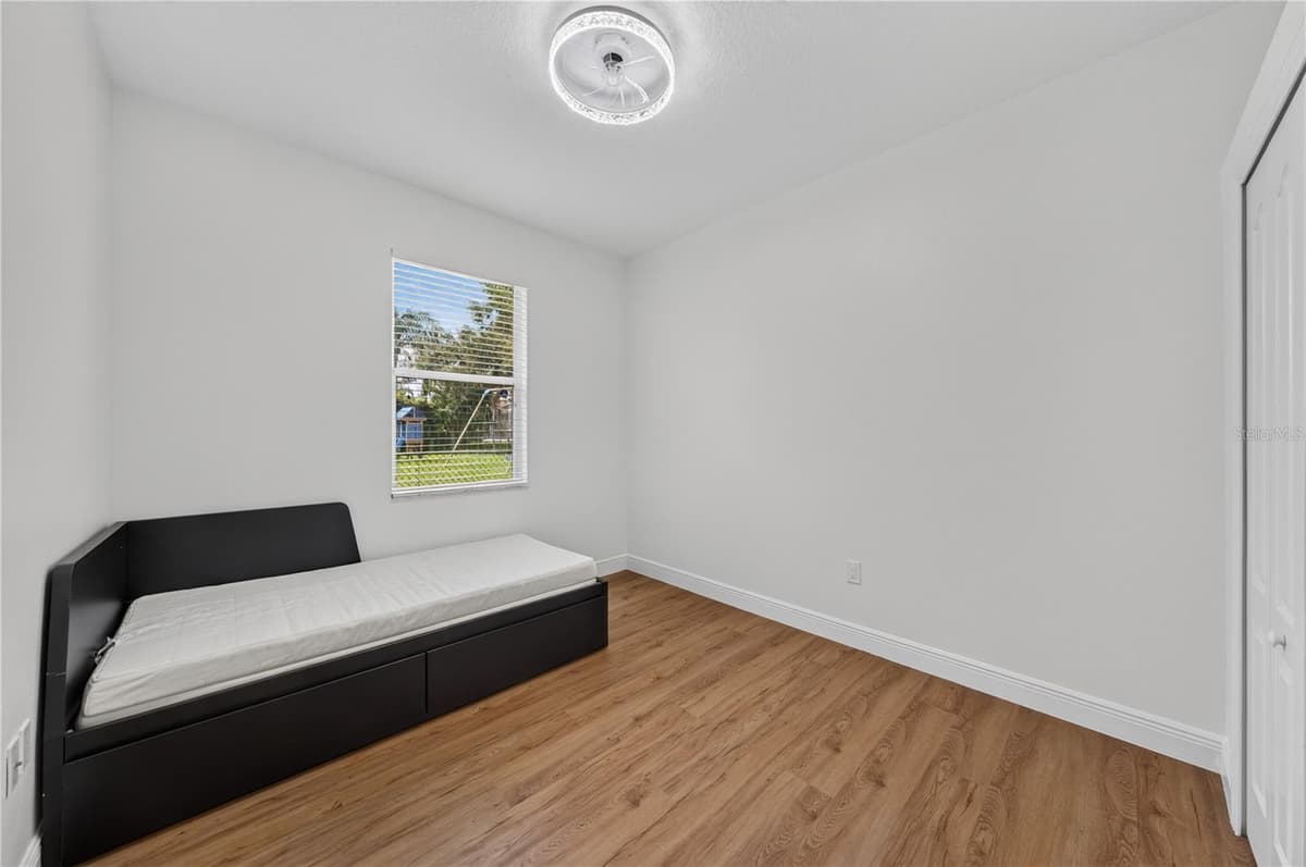 10429 TECOMA DRIVE — photo 25 of 47