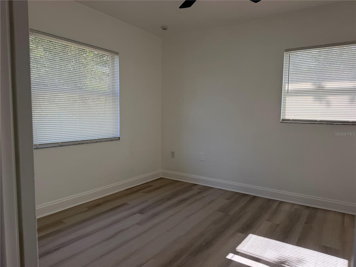 1705 BIRD STREET — photo 5 of 17