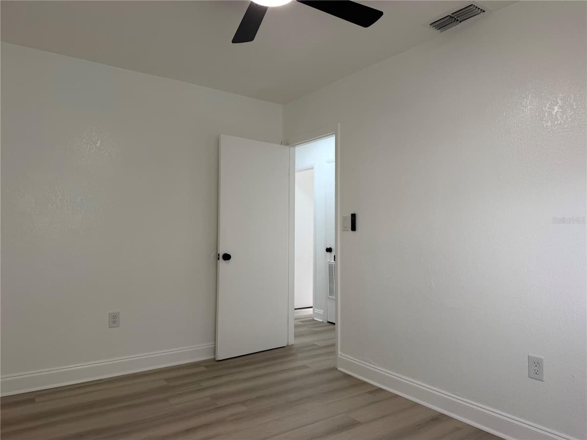1705 BIRD STREET — photo 12 of 17