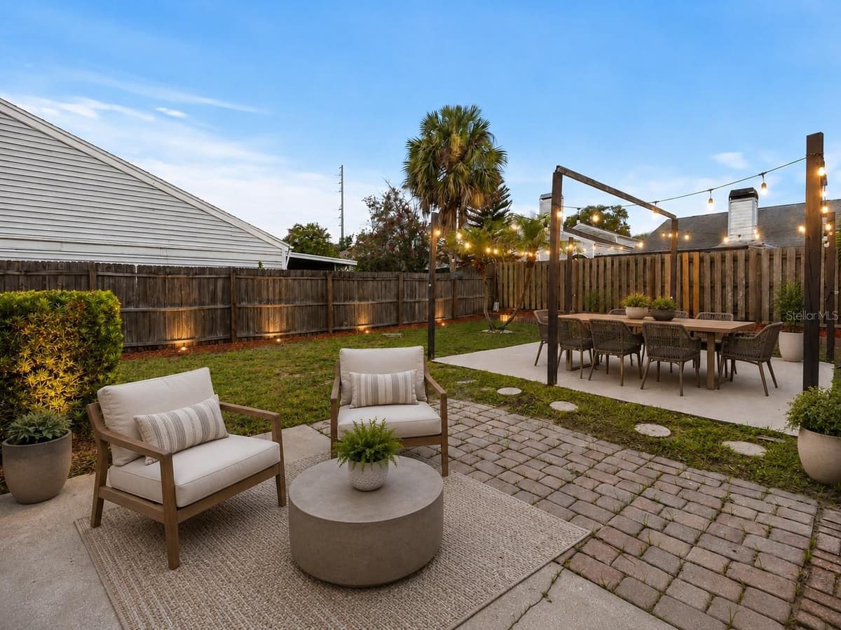 3109 BRIDGEFORD DRIVE — photo 36 of 43