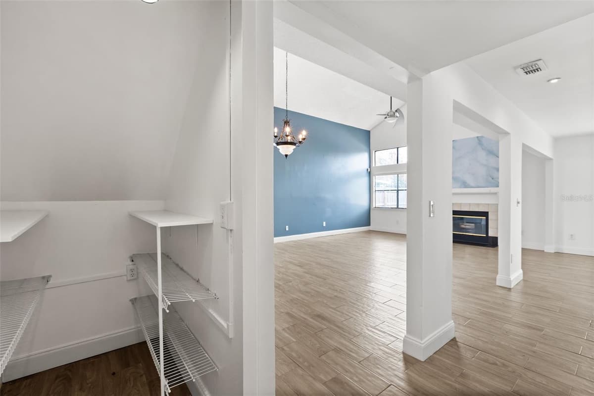 3109 BRIDGEFORD DRIVE — photo 17 of 43