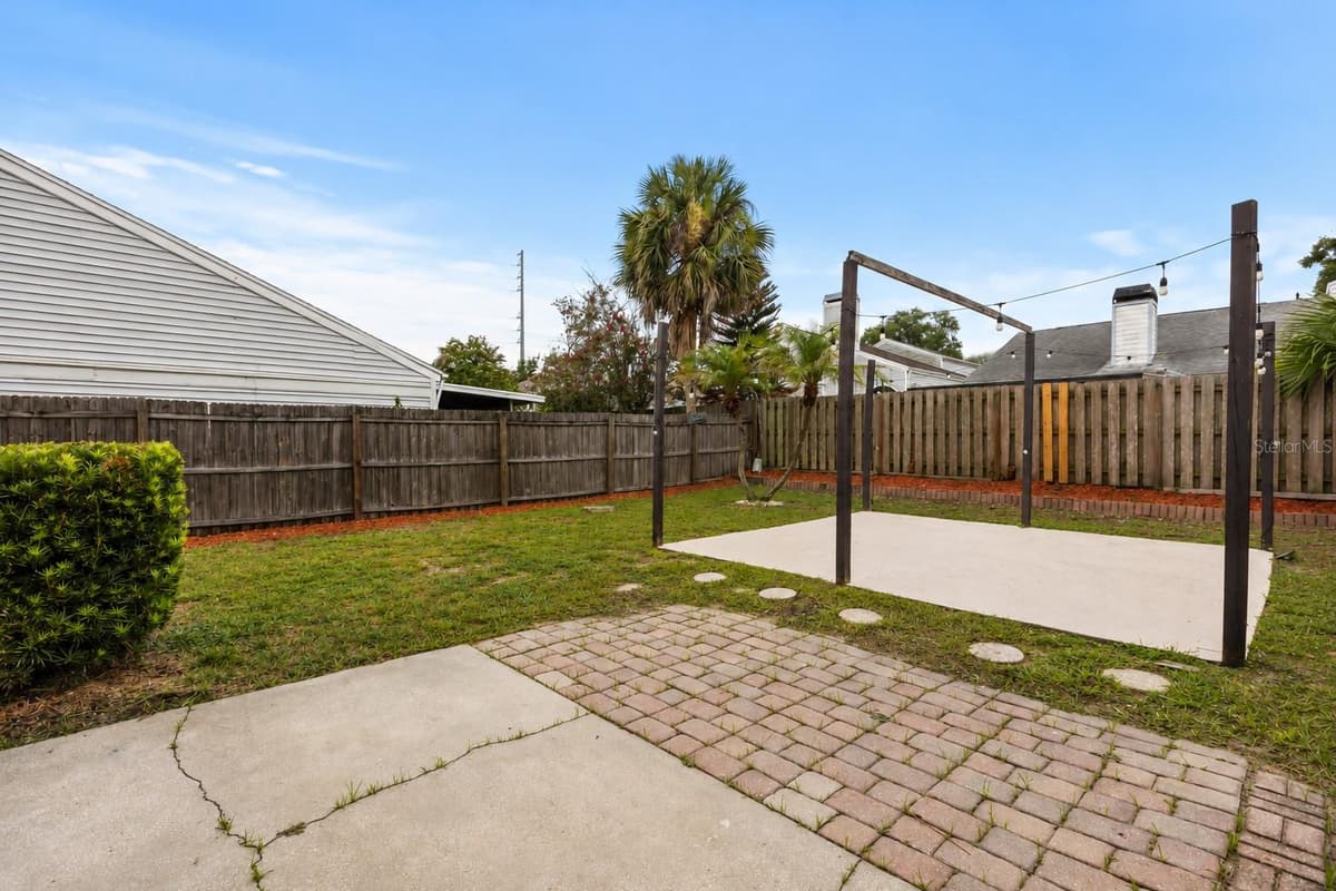 3109 BRIDGEFORD DRIVE — photo 37 of 43
