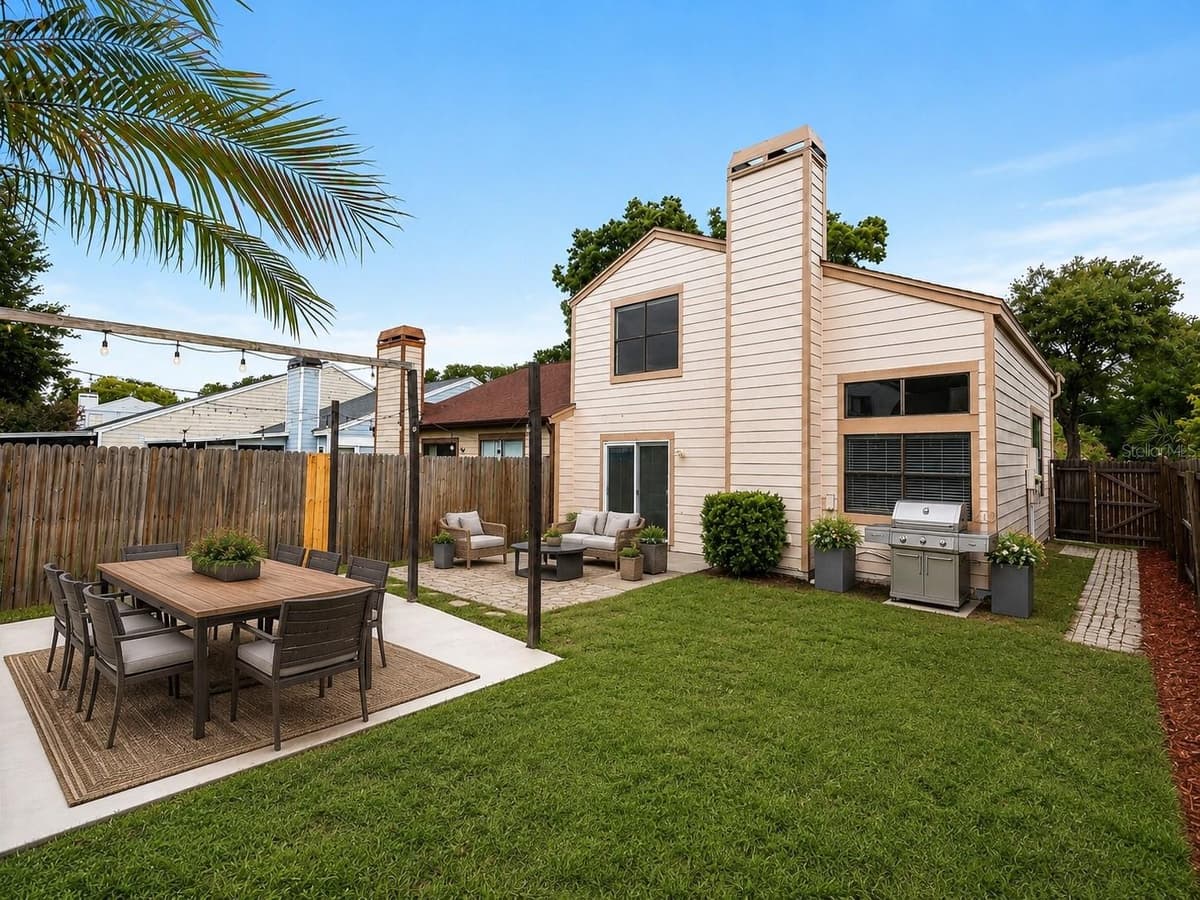 3109 BRIDGEFORD DRIVE — photo 34 of 43