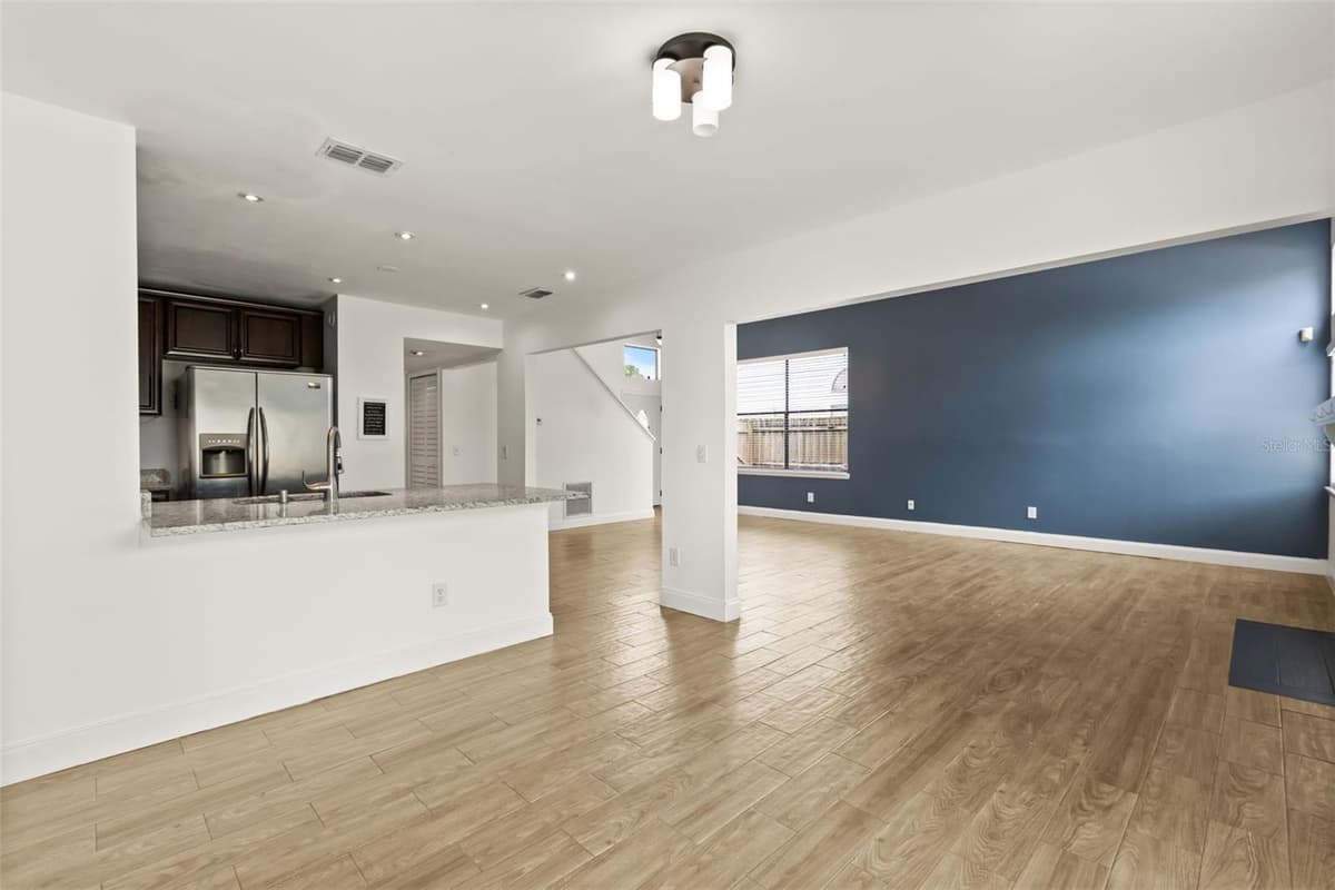 3109 BRIDGEFORD DRIVE — photo 12 of 43
