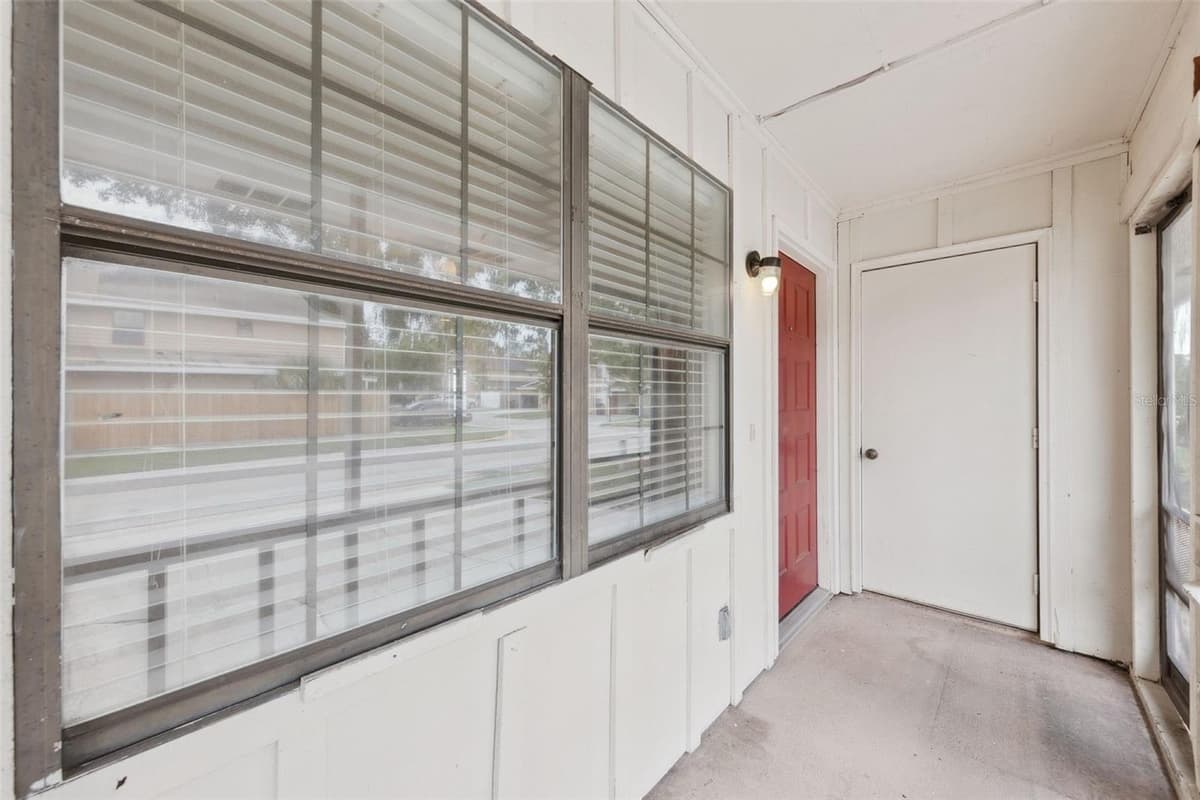 457 HEMLOCK STREET — photo 6 of 25