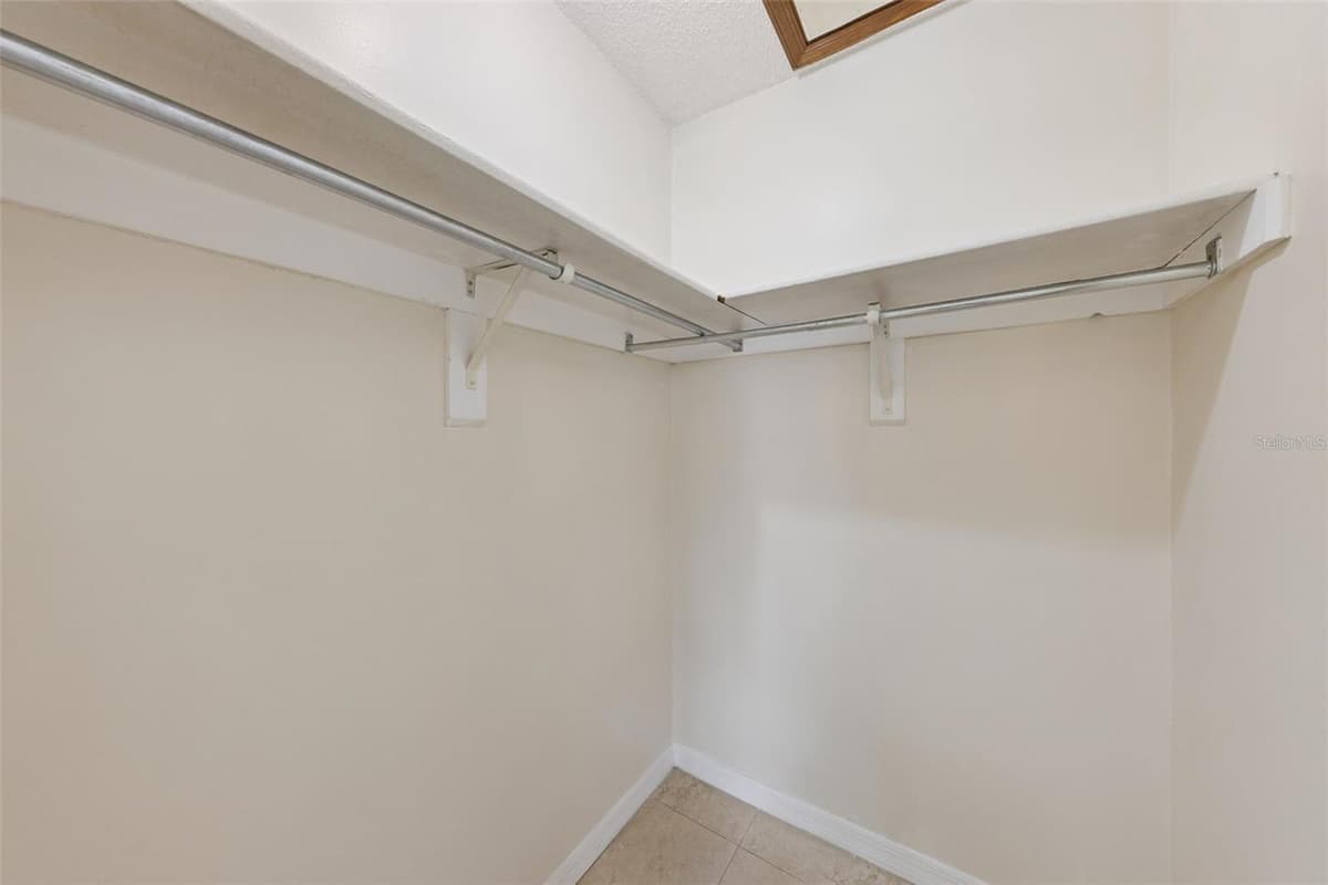 457 HEMLOCK STREET — photo 22 of 25