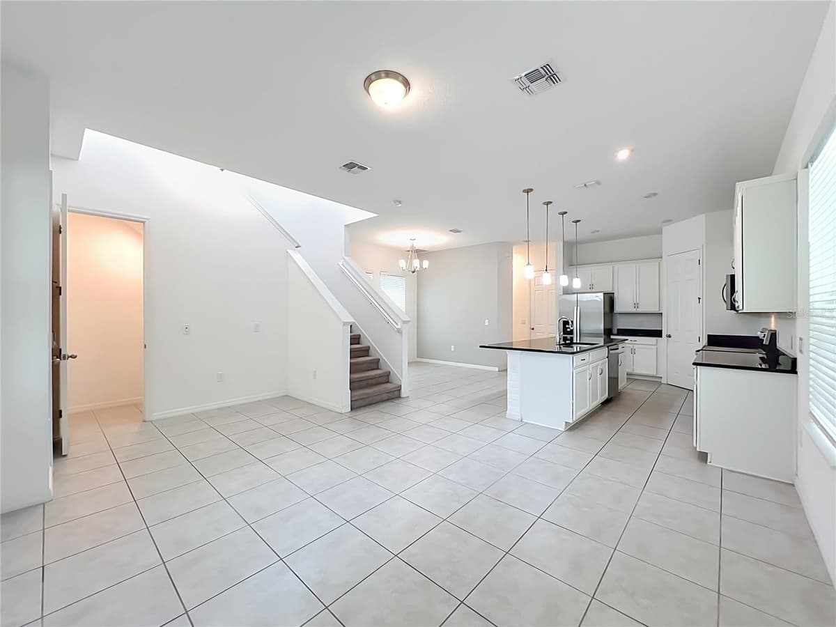 14704 SETON CREEK BOULEVARD — photo 10 of 65