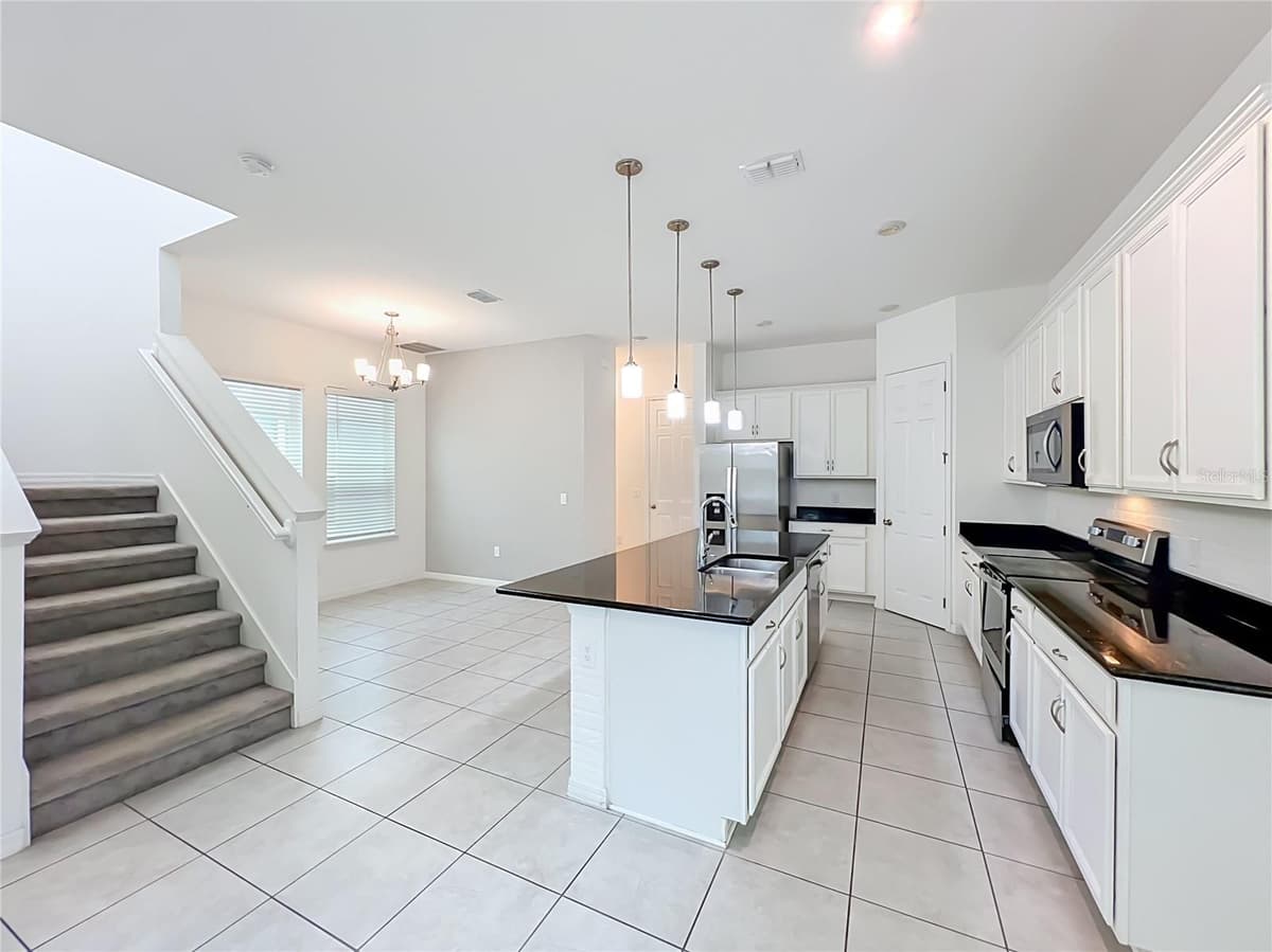 14704 SETON CREEK BOULEVARD — photo 14 of 65