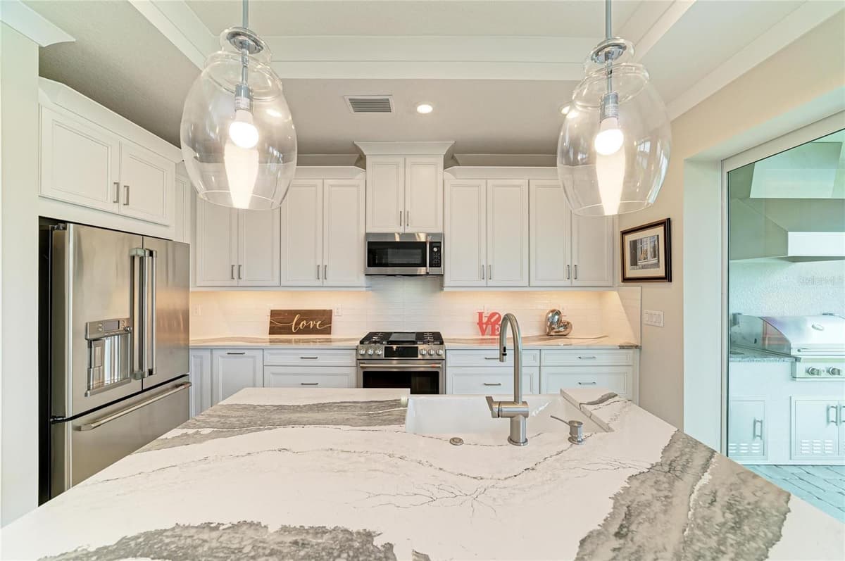 4064 SANTA CATERINA BOULEVARD — photo 12 of 59