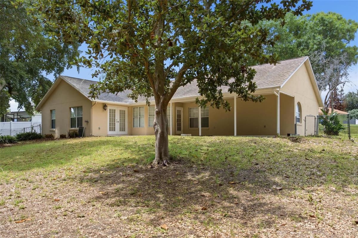 742 WOODVIEW DRIVE — photo 36 of 46
